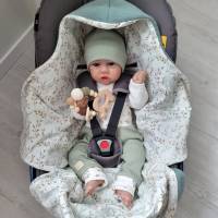 Kuschelige Einschlagdecke für Babyschale aus 100% Walkloden Wolle–Grün- Weidenzweige-Jersey Herbst Winter Bild 1