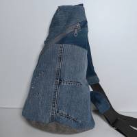 Crossbody Bag Rucksack Handtasche aus Jeans mit Pferde Stickerei Bild 3