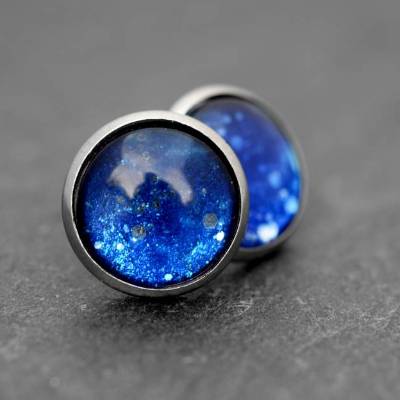 Ohstecker Edelstahl Blau und Türkis mit Glitzer . Unter Wasser . Ohrringe Cabochon mit Glitter . Verschiedene Druchmesser . Sommeroutfit