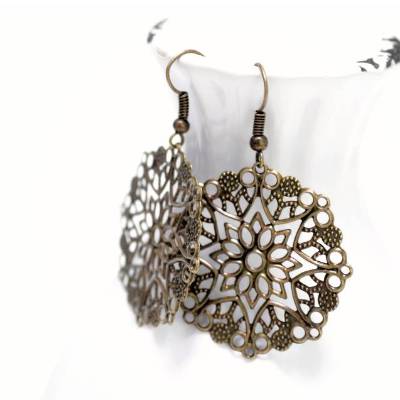 Filigrane Hängeohrringe mit Mandalas in Antikbronze - Vintage Schmuck im Boho Hippie Stil