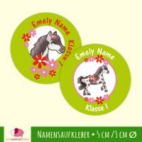 Namensaufkleber rund  | Pony mit Blumen - grün Bild 1