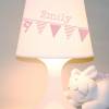 Kinderlampe Schlummerlampe "Girlande mit Namen" Wimpelkette, Tischleuchte Bild 9