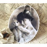 Großes, romantisches Dekoschild im Shabby / Vintage Stil und Drahtaufhängung in zarten Grautönen Bild 1