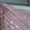 Vintage - rosa Häkelkissen - Kissenbezug gehäkelt -  Kissenhülle in zartem Rosaton aus weicher Wolle. Bild 3