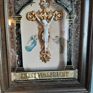 2 antike Altarbilder, Hausaltare, Mutter Gottes und Jesus am Kreuz, antike Kastenbilder um 1900, K.u.K - Monarchie Bild 6