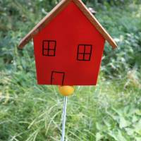 Gartenstecker Haus rot Holz handgefertigt Bild 3