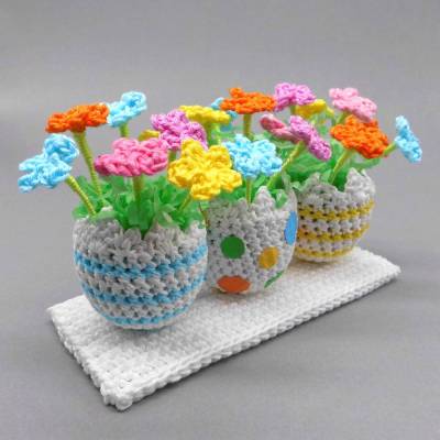 Häkelanleitung Ostern Blumen in Ostereiern - einfach aus Wollresten