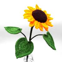 Häkelanleitung Sonnenblumen - ganzer Blumenstrauß oder große Einzelblumen einfach aus Wollresten häkeln Bild 3