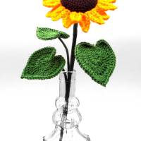 Häkelanleitung Sonnenblumen - ganzer Blumenstrauß oder große Einzelblumen einfach aus Wollresten häkeln Bild 6