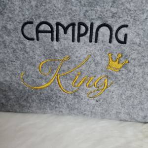 Herren Kosmetiktasche Kulturtasche Camping King grau Tasche mit Anhänger Utensilientasche Geschenkidee Mitbringsel Bild 3