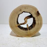 Holzring zum Basteln und Dekorieren aus Fichtenholz naturgewachsen. Bild 1