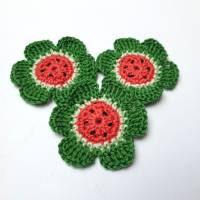 Sommerliche Wassermelonen-Blumen: 3er Set handgemachte Häkelblumen aus Baumwolle Bild 3
