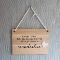 Geschenk zum Einzug/ Holzschild du bist wunderbar, Schild aus Klötzchen/ Familie/ Zuhause/ Deko/ Dezent Minimaldeko/Mit Bild 1
