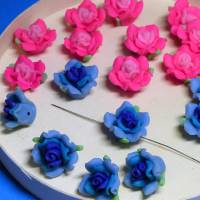 Perlen, Blüten, blau grün oder pink grün,  Polymer Clay, Blumen, Fimo, Schmuckherstellung Bild 1