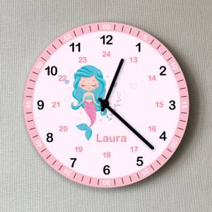 Kinder Wanduhr Meerjungfrau mit Namen Geschenk Mädchen personalisiert Rosa Kinderzimmer Uhr Bild 1
