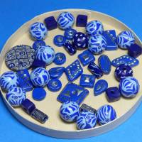 Perlensortiment, blau hellblau silber weiß, Polymer Clay, Fimo, diverse Formen, Perlenmix, Perlenset, DIY Bild 2