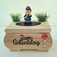 Geldgeschenk Geburtstag Holzbox Polizist Polizistin Geschenk Verpackung Bild 1