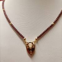 Dirndlkette  / Trachtenkette - Granatkette aus A-Grade Granat-Perlen-Strang und Schloss Bild 3