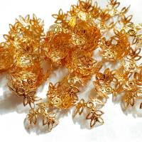 20 filigrane Perlenkappen Blättchen sillber-, gold- oder bronzefarben, ca. 12 mm Bild 3