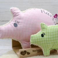 Kuscheltier Schwein Schweinchen mit Herz und gesticktem Wunschnamen Bild 10