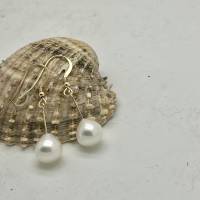 Perlenohrhänger aus echten SW-Perlen, schlicht und edel, mit Goldfilled-Haken, Hochzeitsschmuck Bild 2