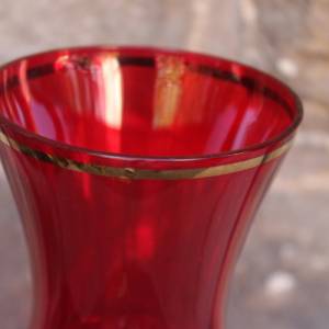 Vase rubinrotes Glas Rosendekor Emaillefarben 50er 60er Jahre Vintage DDR Bild 5