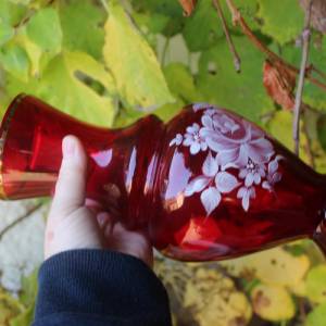 Vase rubinrotes Glas Rosendekor Emaillefarben 50er 60er Jahre Vintage DDR Bild 9
