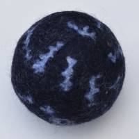 Filzball Wolle 7,5 cm waschbar handgemacht zum Spielen, Jonglieren, Handtraining, Entspannen Bild 2