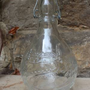 kleiner Weinballon Weinflasche mit Landschaftsmotiv Bügelverschluß Pressglas Vintage shabby Landhaus Italien Bild 2