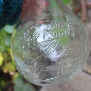 kleiner Weinballon Weinflasche mit Landschaftsmotiv Bügelverschluß Pressglas Vintage shabby Landhaus Italien Bild 9