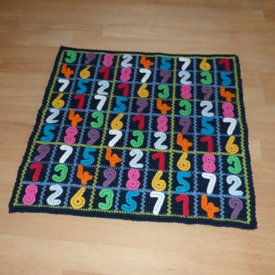 Häkelanleitung Sudoku 9 x 9 mit Zahlen und Motiven, Brettspiel, Zahlenrätsel, pdf-Datei