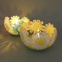 Häkelanleitung Blumen-Teelichthalter - einfach aus Wollresten Bild 4