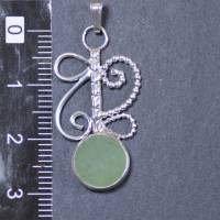 Filigraner Anhänger aus 925 Sterling Silber mit hellgrünem Jade - handgemacht Bild 3
