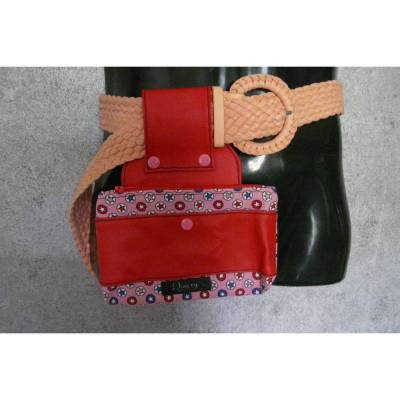 Gürteltasche - Rote Sterne (klein)