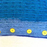 Häkelkissen handgehäkelt Blautöne mit schönem Farbverlauf von Hobbyhaus Bild 2