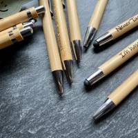 Ja und...? - gravierter Kuli - Kugelschreiber mit Gravur, Kuli graviert, aus Bambus, Kuli mit lustigen Text Bild 2