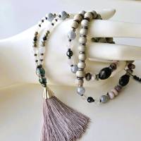 lange Boho Kette mit Quaste, Edelstein Kette, Perlenkette mit Holzperlen, graue Halskette, lange Kette für Damen Bild 10