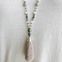 lange Boho Kette mit Quaste, Edelstein Kette, Perlenkette mit Holzperlen, graue Halskette, lange Kette für Damen Bild 8