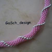 Häkelkette, gehäkelte Perlenkette *  Prinzessin mit Schlange Bild 3
