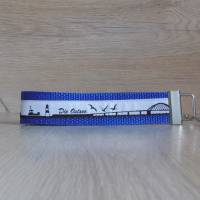 Schlüsselband Geschenk-Schlüsselanhänger blau-Anhänger mittelblau schwarz grau  Skyline Ostsee maritim Meer Bild 1