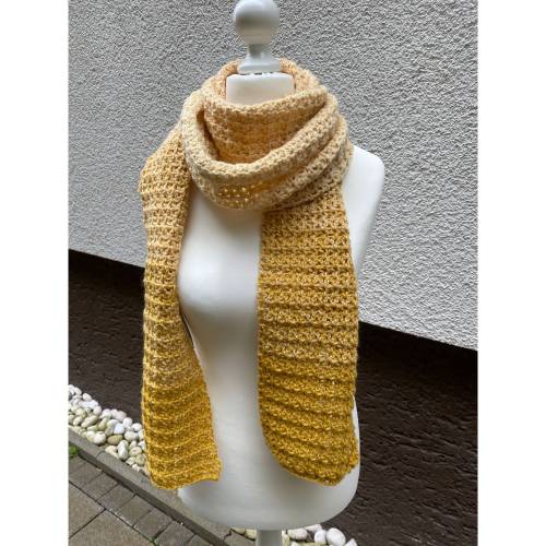 langer und kuschelig warmer Schal für den Winter