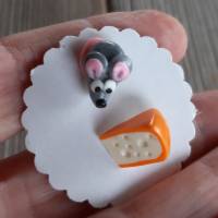 Ohrstecker ausgefallene Ohrringe Käse und Maus Ohrschmuck handmodelliert Fimo Bild 3