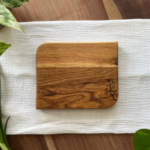 Kleines Holzbrettchen [20x16] Brettchen mit abgerundeten Ecken | Holzuntersetzer aus Eiche | Vesperbrett Bild 5