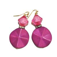 Leichte handmade Ohrringe funkelnd in rosa pink Glas und Holz fuchsia boho chic handgemacht Bild 4