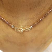 Dirndlkette / Trachtenkette Granatkette aus facettiertem, afrikanischem Granat-Perlen-Strang mit goldfarbigem Mittelteil Bild 8