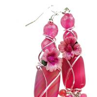 Lange Ohrringe handgefertigt Blüten an pink Achat fuchsia rosa Rechteck in wirework rosa Bild 3