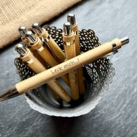 Leck mich...! - gravierter Kuli - Kugelschreiber mit Gravur, Kuli graviert, aus Bambus, Kuli mit lustigen Text Bild 1