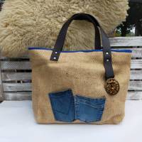 Upcycling Shopper / Strandtasche / Handtasche aus einem schicken Kaffeesack und einer Jeans Bild 6