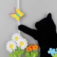 Häkelanleitung Katze auf der Wiese - Hängedekoration für Türen & Wände - einfach aus Wollresten Bild 3