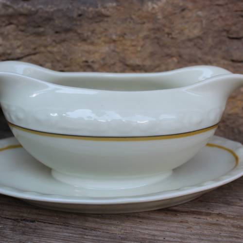 Sauciere Elfenbein Blumenrelief Winterling Marktleuthen Bavaria 30er 40er Jahre Germany